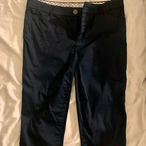 Navy blue above the ankle capri pants